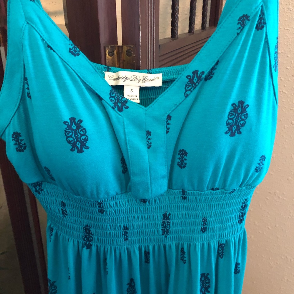 Sundress - Picture 2 of 5
